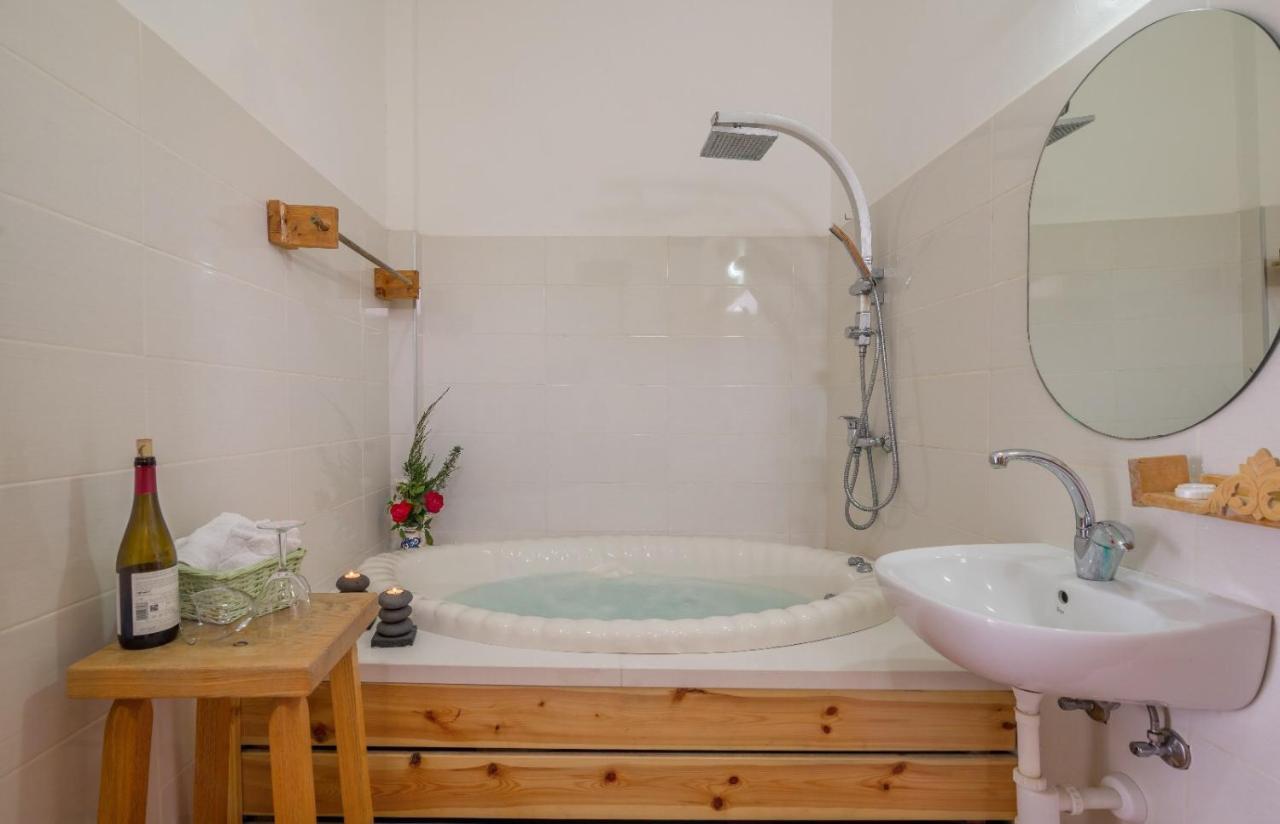 וילה שירה בשיר החורש Villa Shomera Exteriör bild